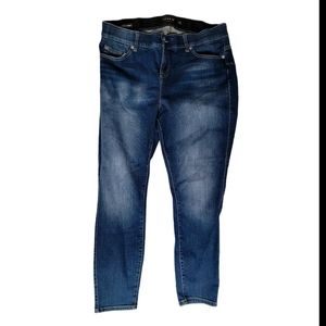 Bomb Shell Jean's New Never Worn